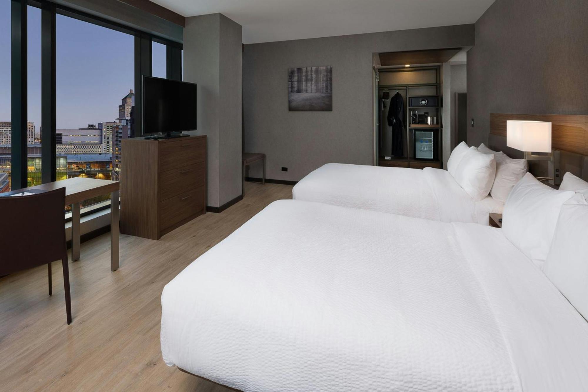 Ac Hotel By Marriott Ottawa Downtown Экстерьер фото